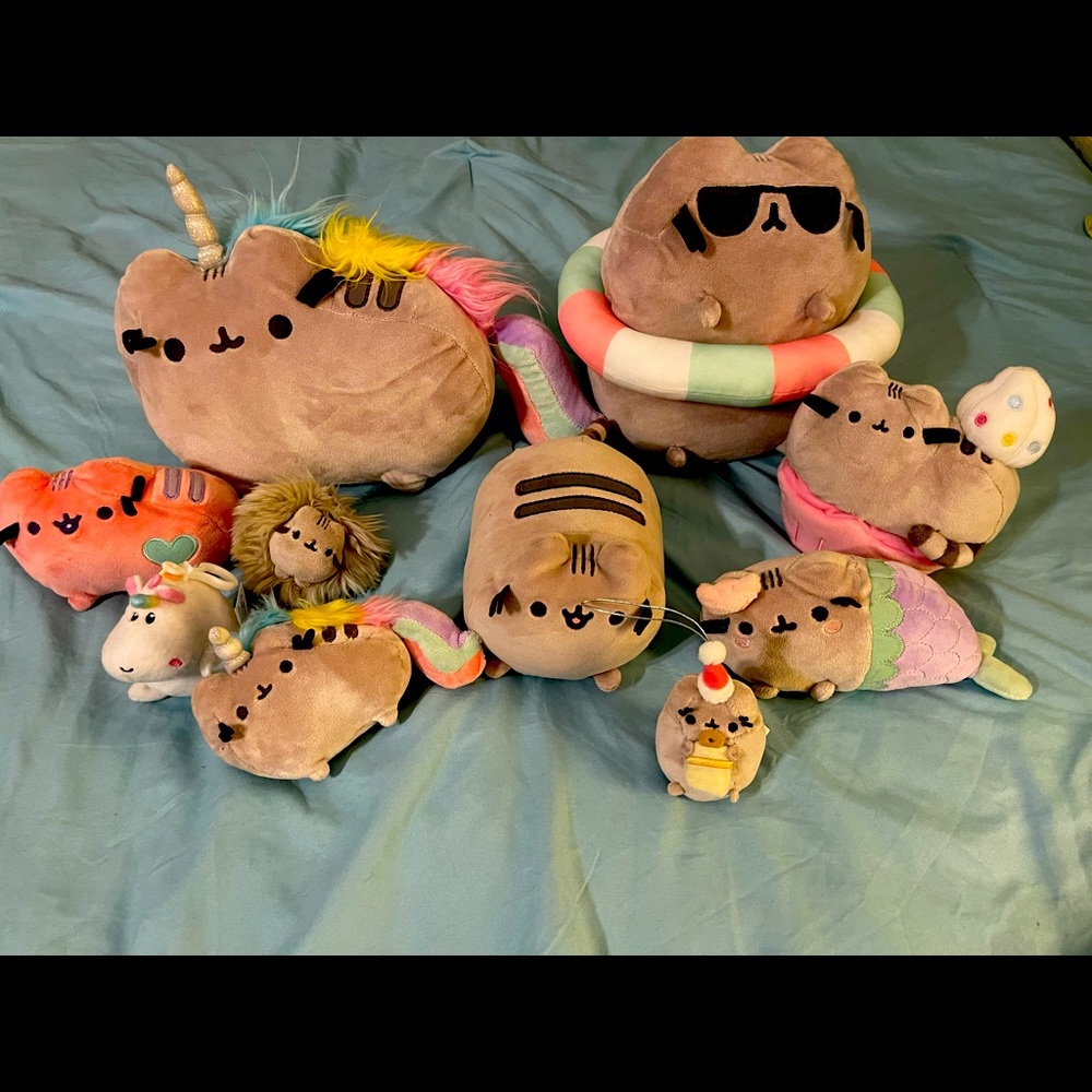 Pusheen Collection